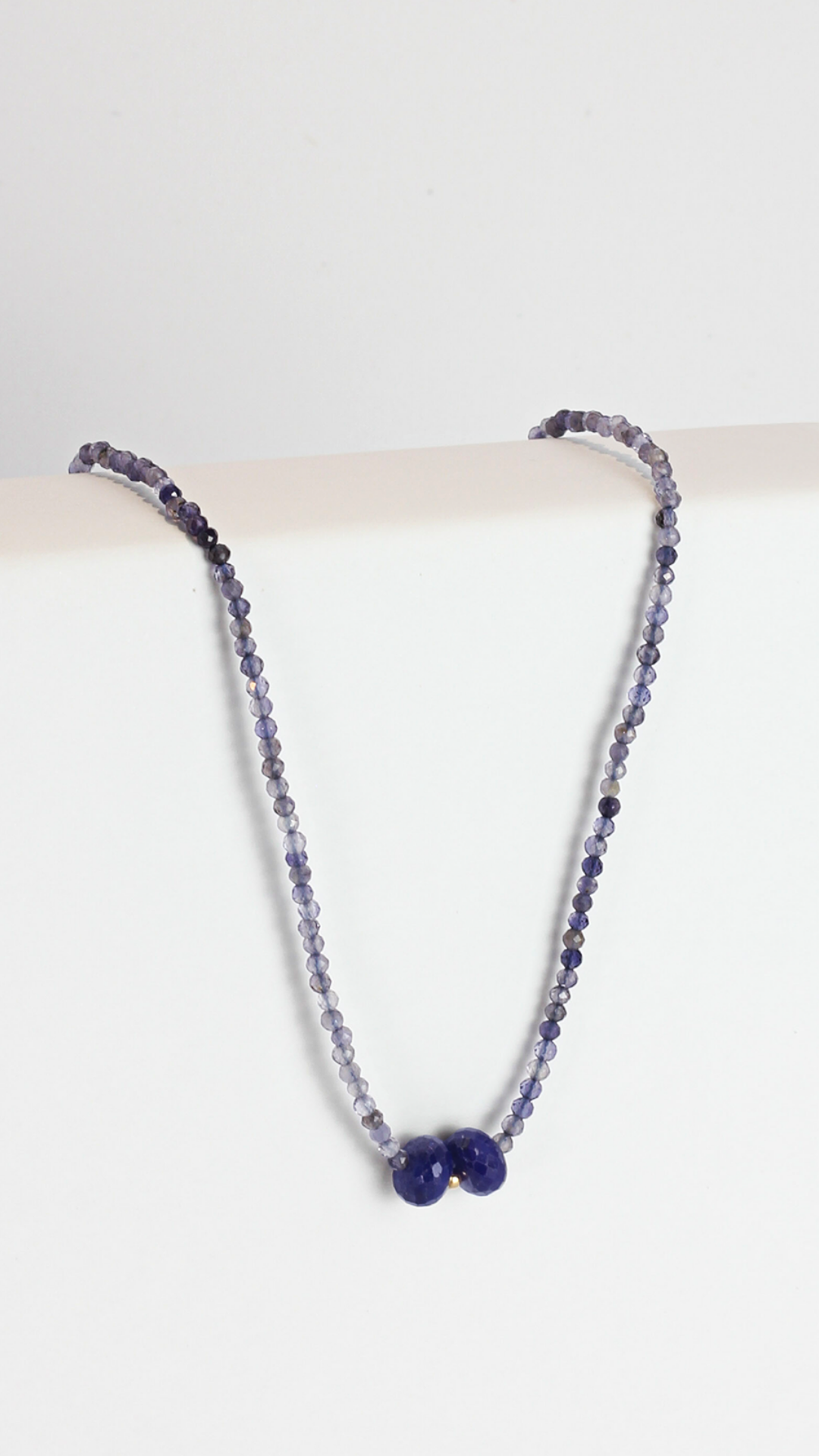 Colar Amar Iolita Safiras