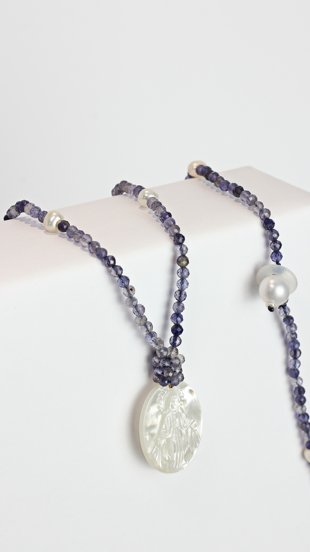 Colar Sentir Iolita Pérola