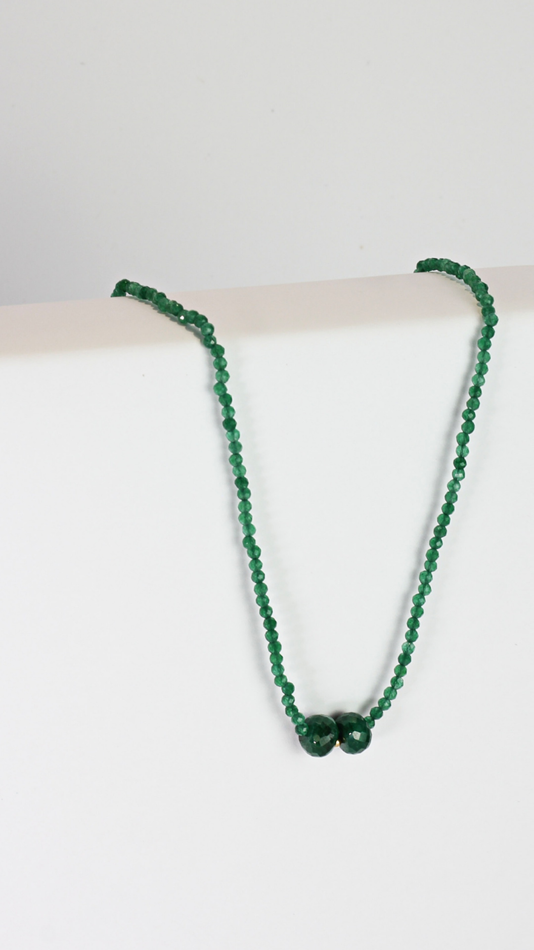 Colar Viver Jade Verde Esmeraldas